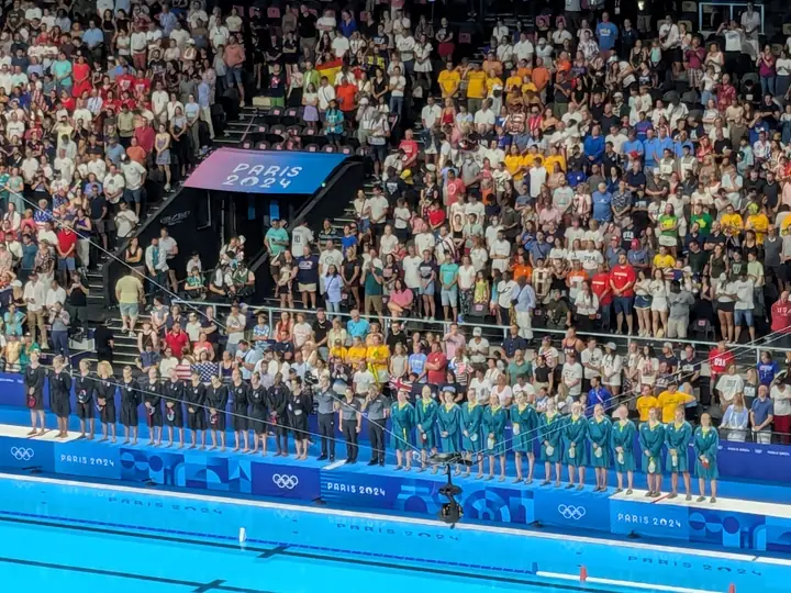 The Stingers line up in Paris
